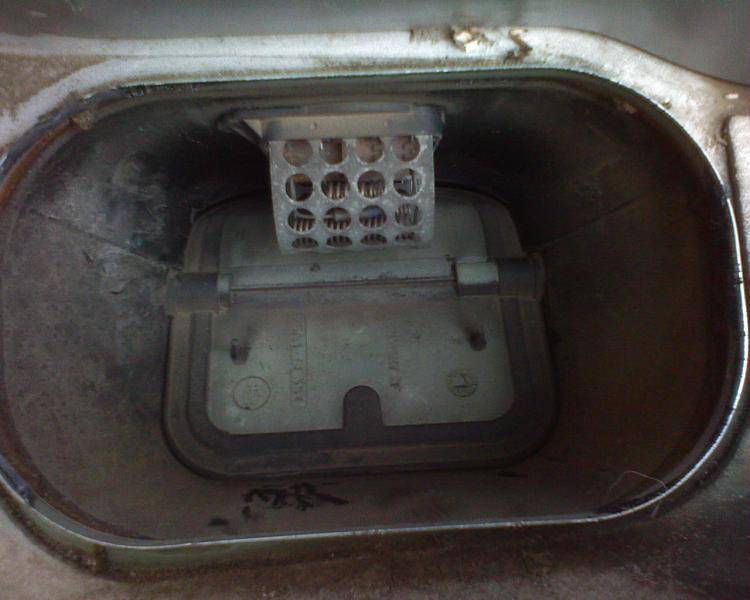 post-18988-0-36254600-1357997094_thumb.j