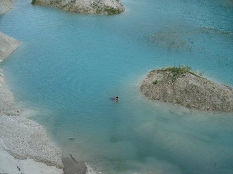 post-7949-0-23922900-1298243012_thumb.jp