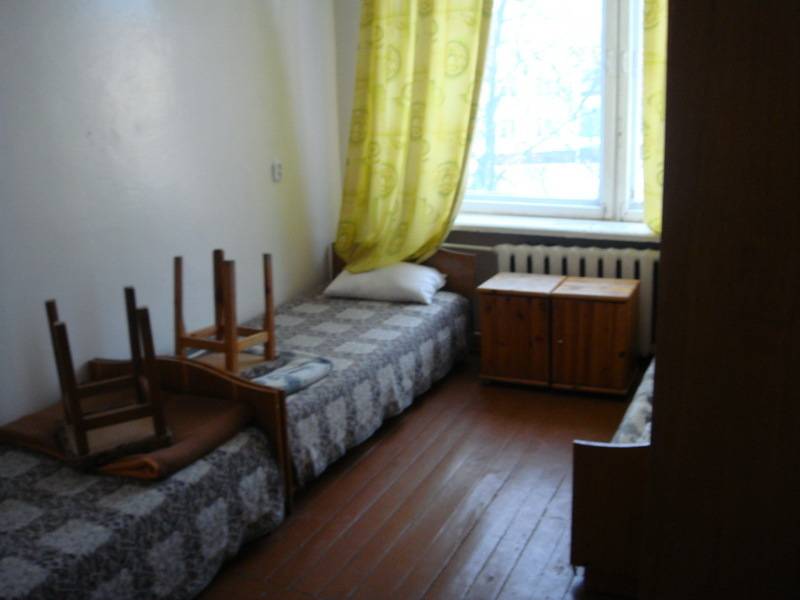 post-8024-0-60065700-1329846787_thumb.jp