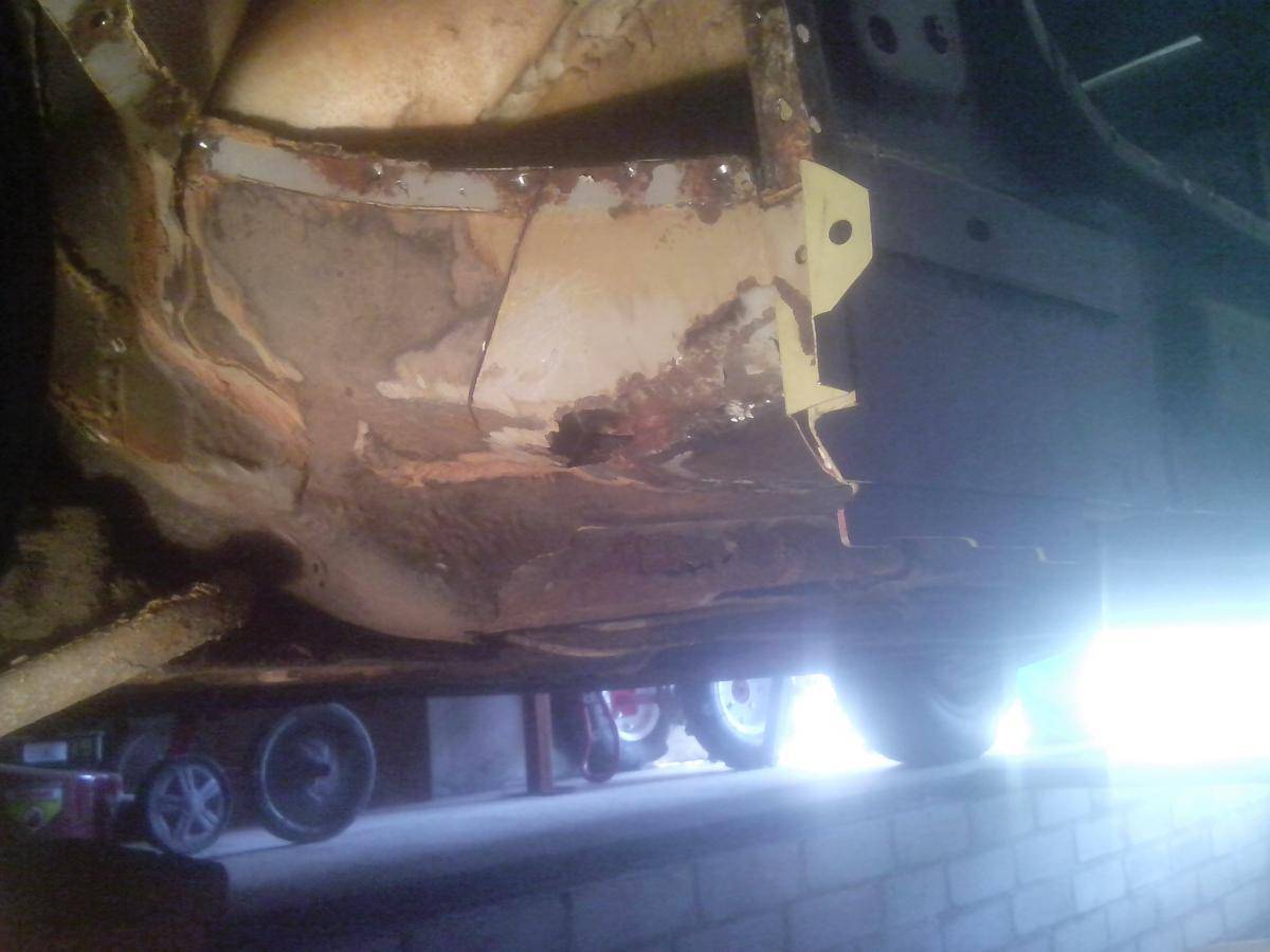 Стоимость ремонта двигателя автомобиля Peugeot в СПб. Мотористы по диагностике и ремонту ДВС