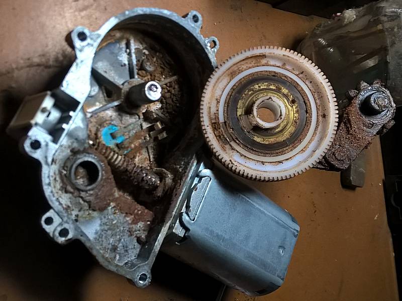 post-11916-0-26176800-1461328023_thumb.j