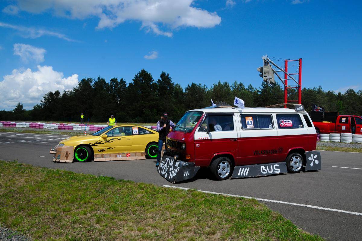 post-40724-0-32336600-1465761389_thumb.j