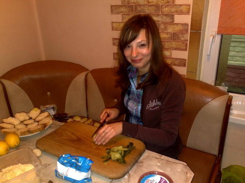 post-23448-0-50038800-1384674977_thumb.j