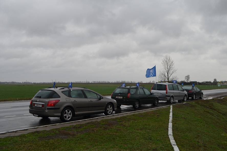 post-12815-0-64762400-1447578697_thumb.j