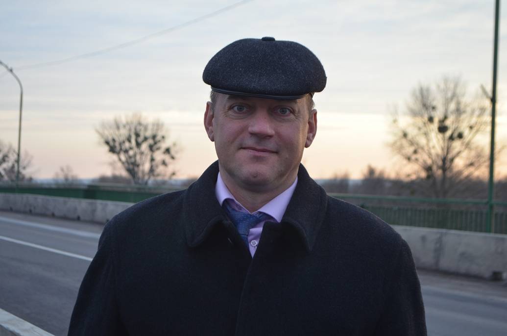 post-12815-0-18407100-1479840253_thumb.j