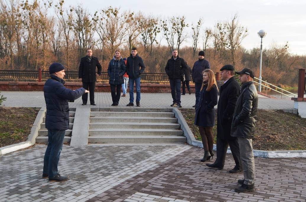 post-12815-0-87612900-1479840294_thumb.j