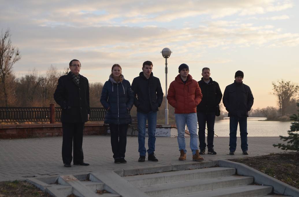 post-12815-0-91153700-1479840278_thumb.j