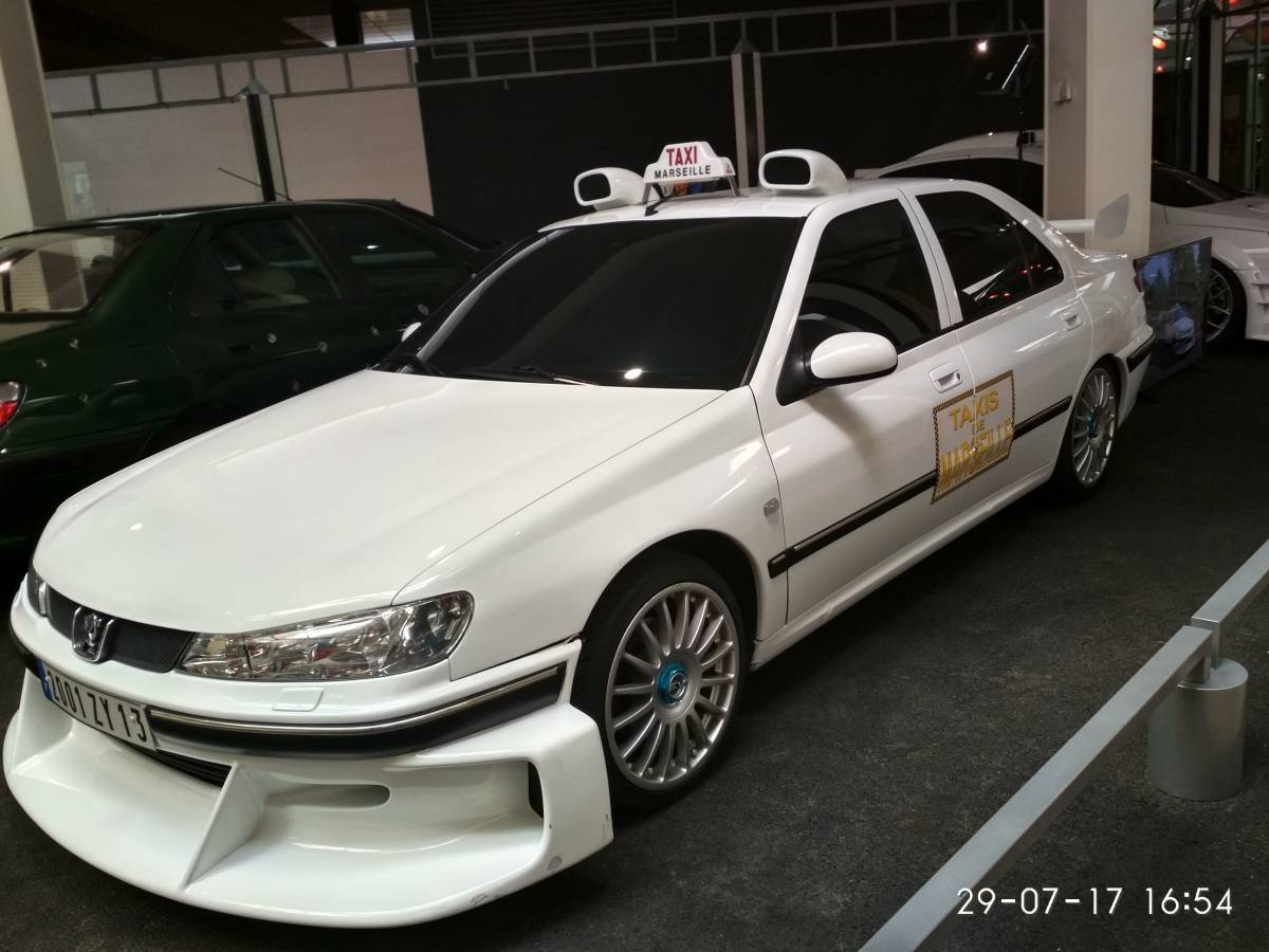 Такси 3 машина. Peugeot 406 Taxi 3л. Peugeot 406 такси Марсель. Пежо 406 такси спереди. Peugeot 406 такси Марсель вид сбоку.