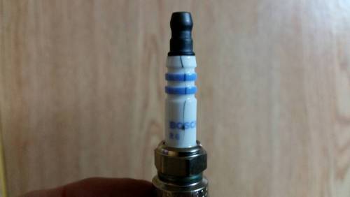 новая свеча Бош.jpg