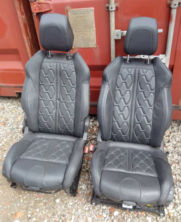 Screenshot 2023-10-14 at 01.04.03.png