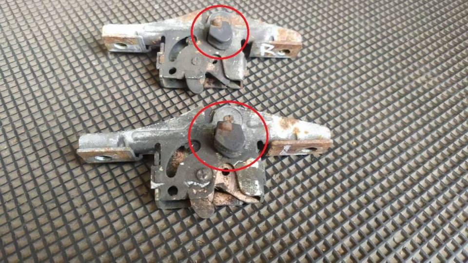 Замок капота 4.jpg